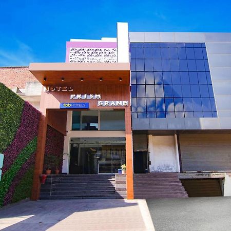 Fabhotel Prism Grand Zirakpur Exterior foto