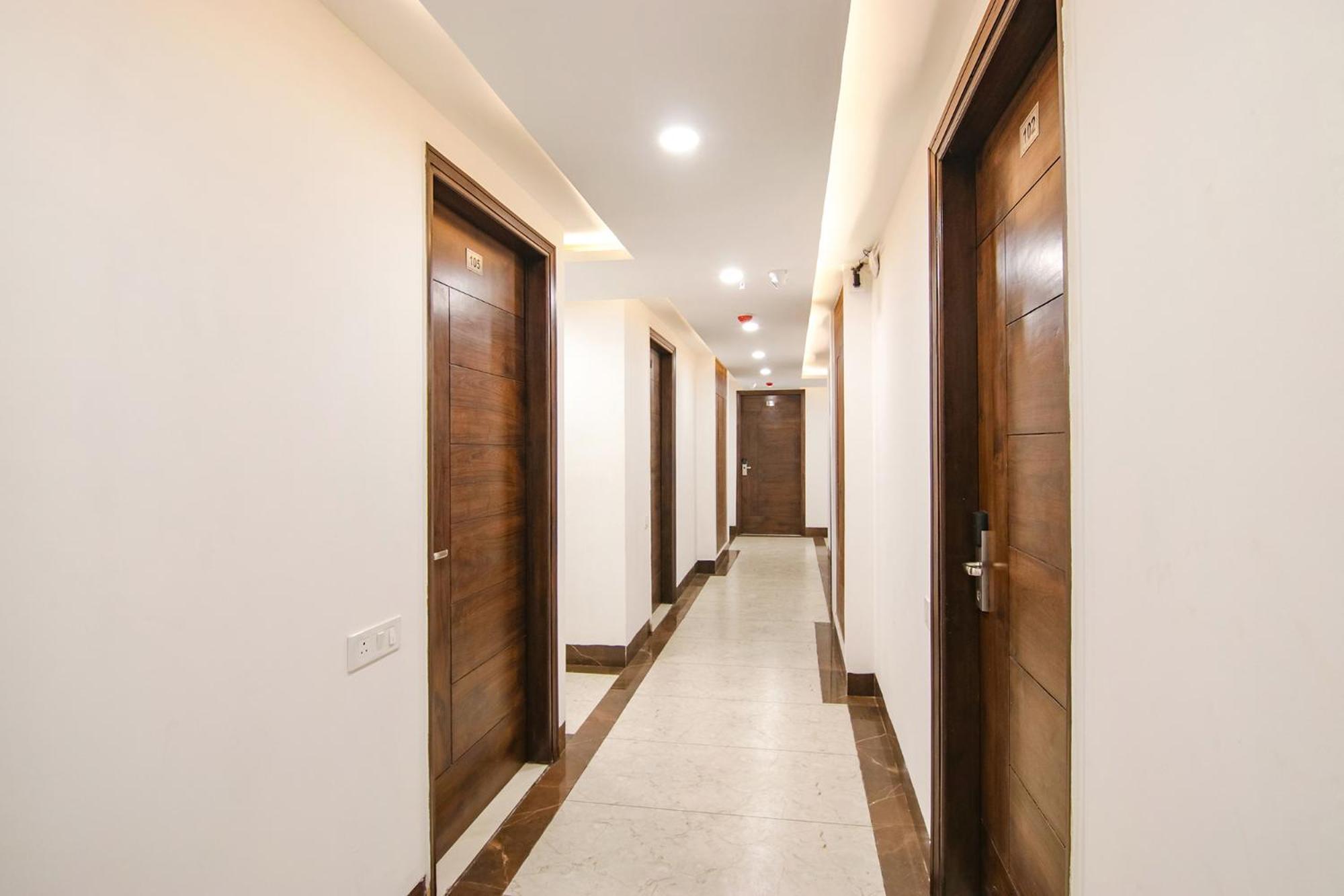 Fabhotel Prism Grand Zirakpur Exterior foto