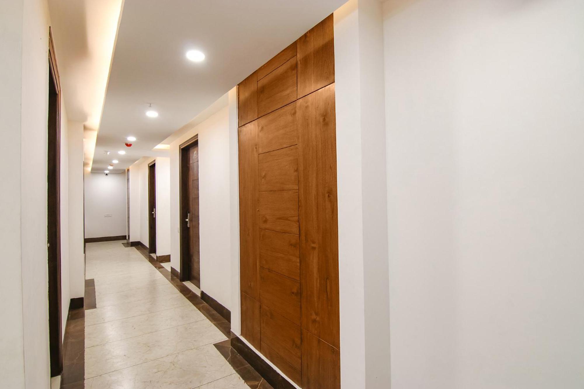 Fabhotel Prism Grand Zirakpur Exterior foto